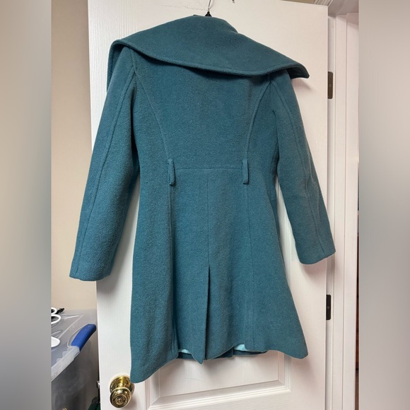 Coach peacock blue, shawl collar coat. - Picture 3 of 7
